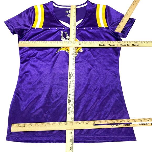 Minnesota Vikings Shirt Womens Medium Purple NFL Team Apparel Football Sports - Picture 3 of 12